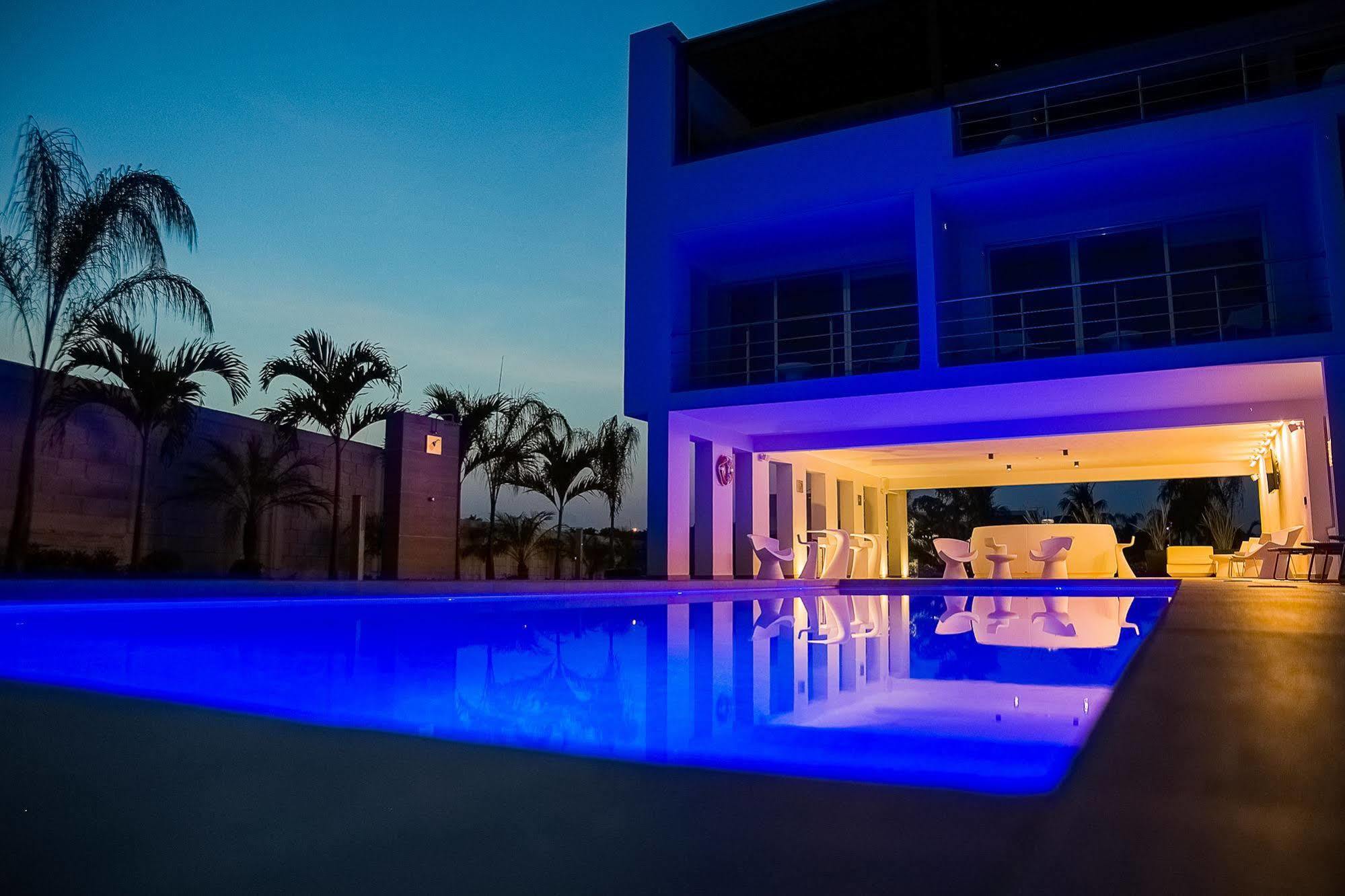 Hotel Aqua Spa & Resort Martinez de la Torre Exterior photo
