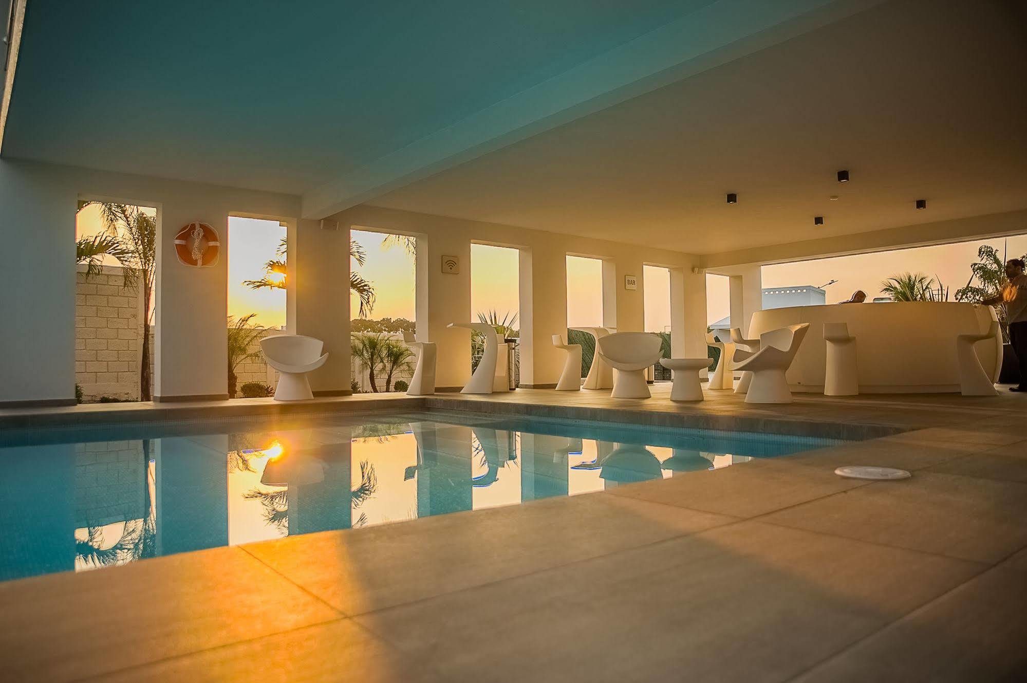 Hotel Aqua Spa & Resort Martinez de la Torre Exterior photo